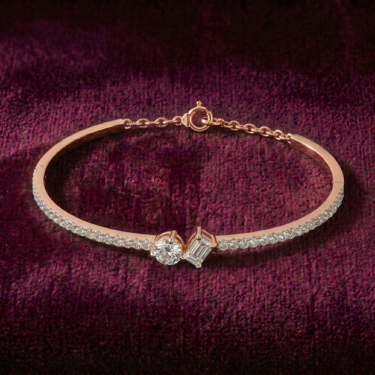 Poetique Mismatched Kada Bracelet (Round-Emerald)