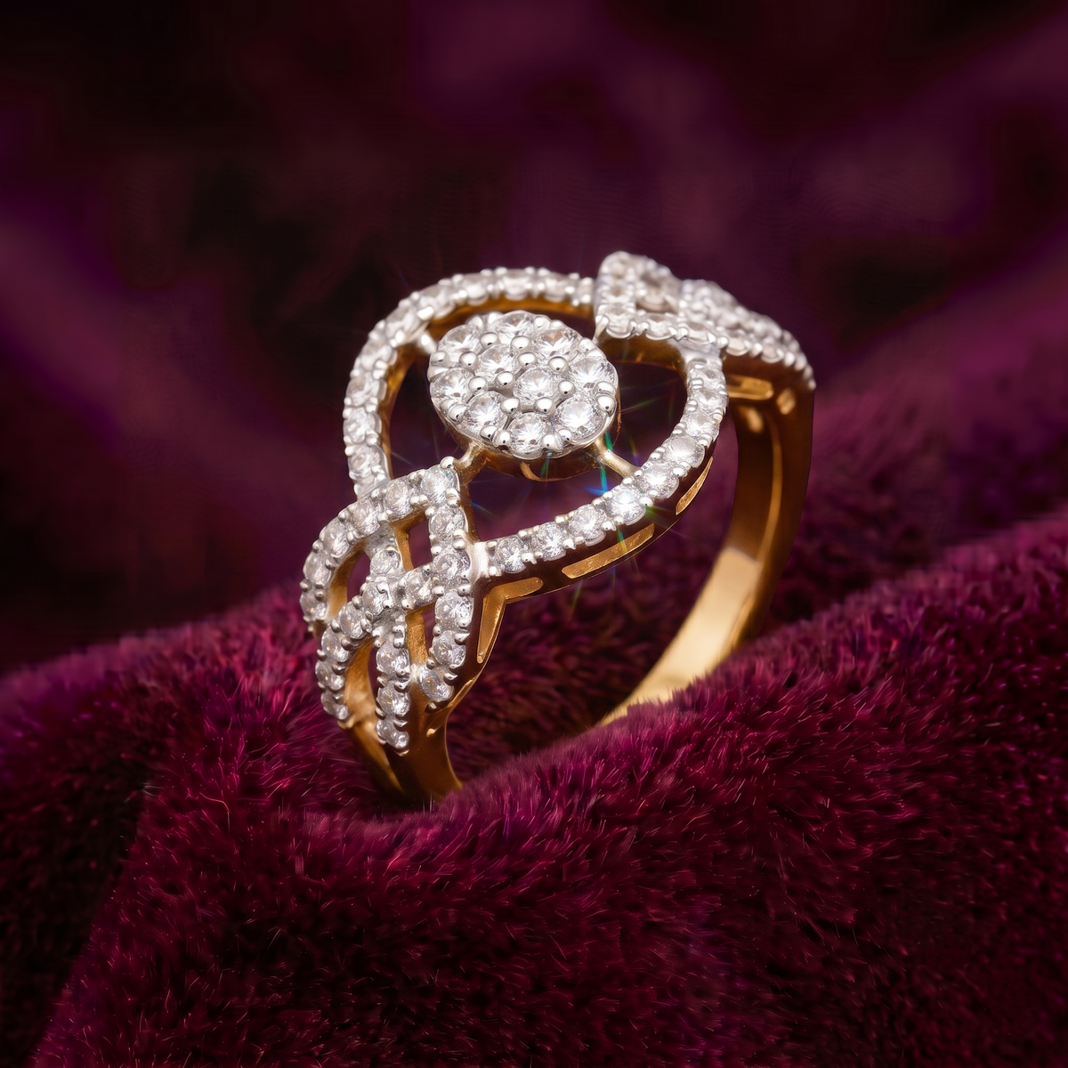 The Lattice Cluster Ring
